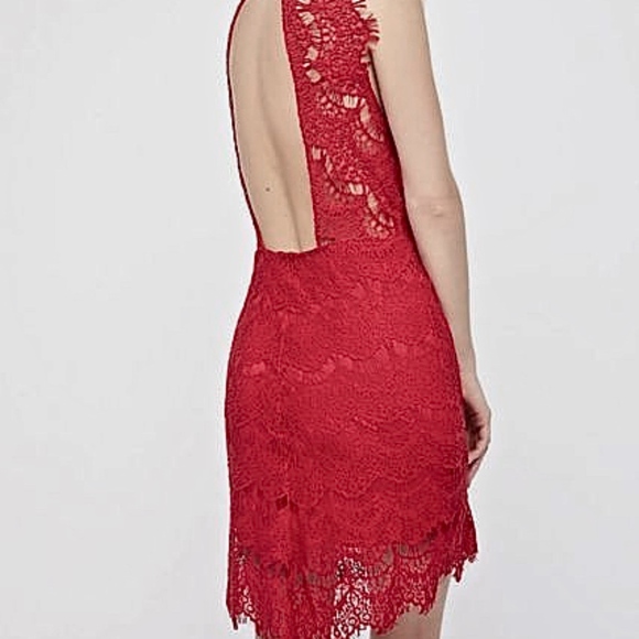 red lace backless dress